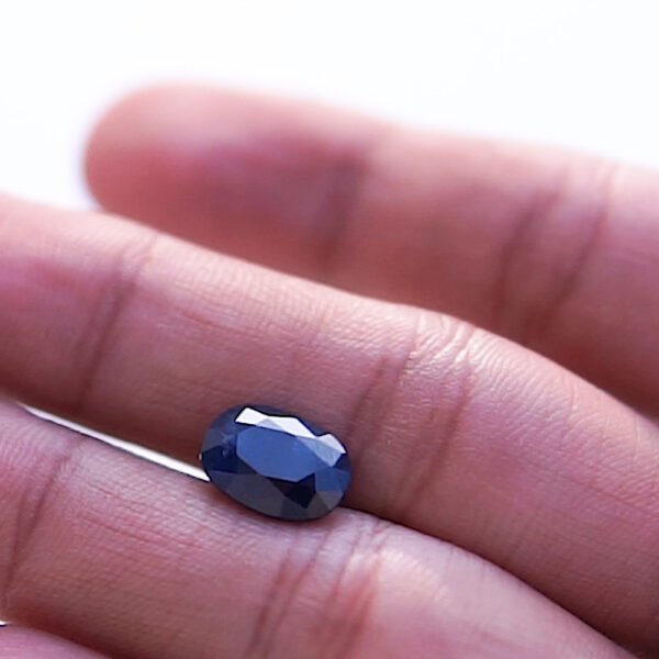Blue Sapphire 3.86 Carat