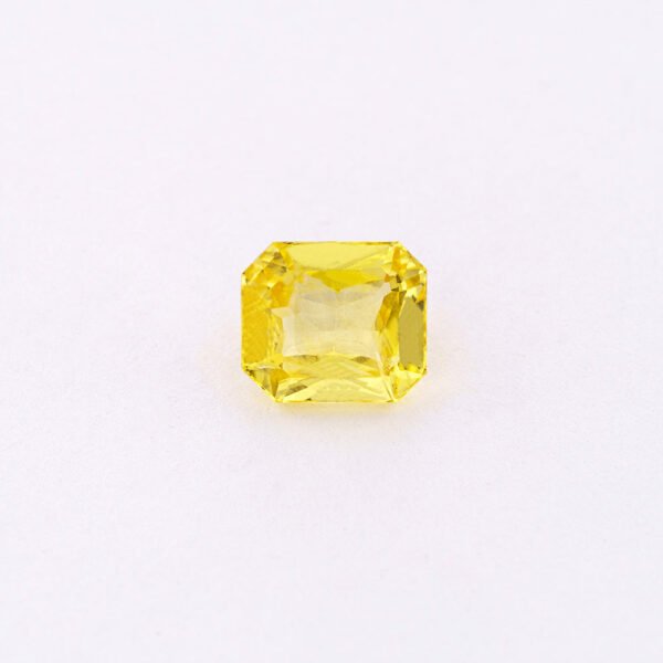 Yellow Sapphire 4.89 Carat