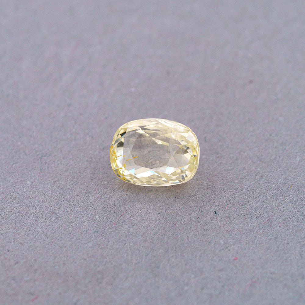 Yellow Sapphire 5.48 Carat